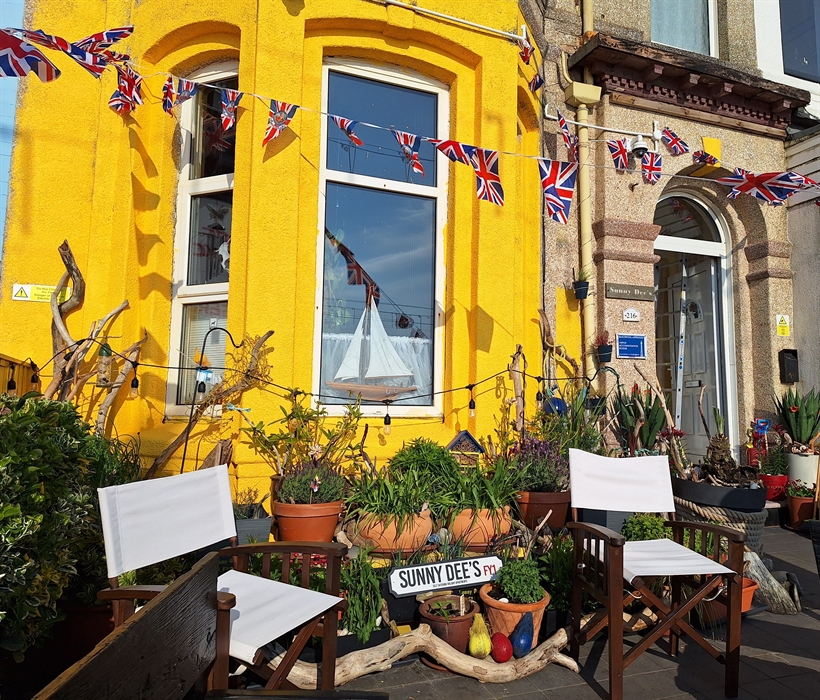 Sunny Dees Holiday Apartments