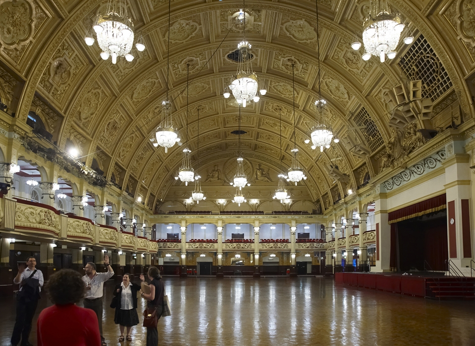 opera-house-winter-gardens-visit-blackpool